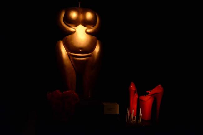 LFW: Eina Ahluwalia presented her mystic collection 