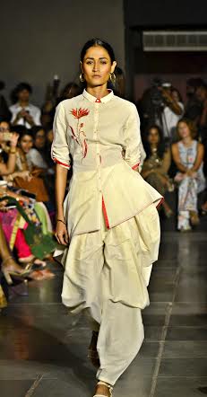 The India Story kicks off at Swabhumi with glamour