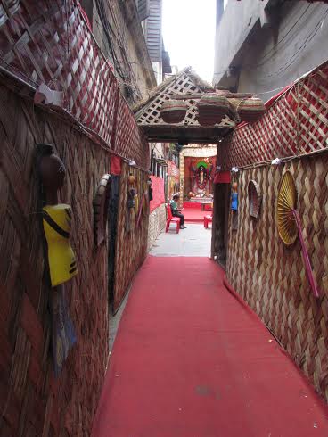 Kolkata: Biddyut Sangha joins Kali Puja festivity 