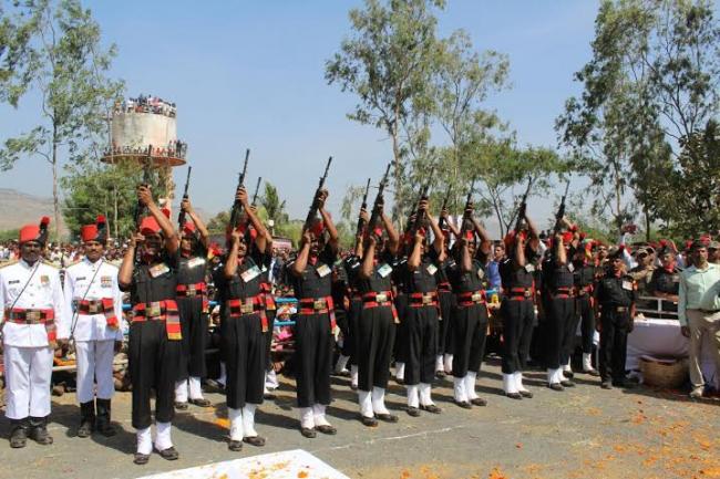 Col Santosh Mahadik cremated