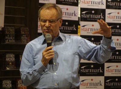 Archer calls Dhoni a 'great captain'