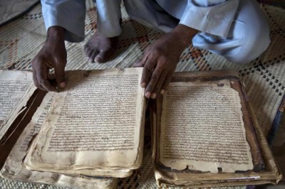 Mali: UN conference to examine conservation of country's precious ancient manuscripts