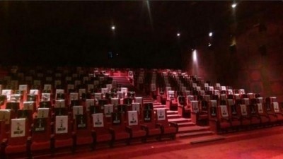 'Wazir' in theatres with Bajirao Mastani and Dilwale.