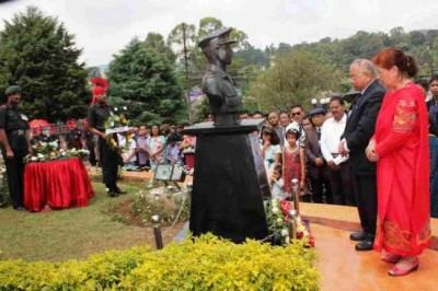 Bust of Capt Clifford K Nongrum unveiled 