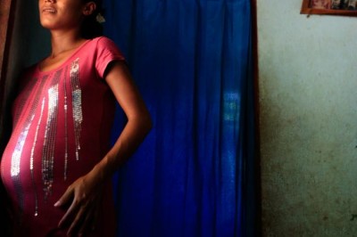 El Salvador's pardon for woman jailed for miscarriage should pave way for review of similar sentences â€“ UN experts