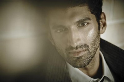 Aditya Roy Kapur living on sets?