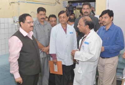 Union Health Minister inspects hospitals to review preparedness on H1N1 