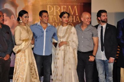 Salman-Sooraj present first glimpses of Prem Ratan Dhan Payo