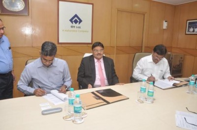 SAIL, MIDHANI sign MoU for R&D in iron and steel industry