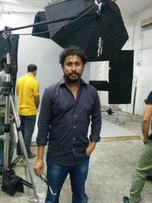 Stars have fun while shooting for Piku poster