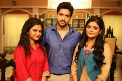 Little difference between small and big screen acting : Vikram