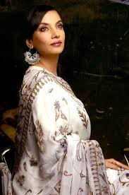 Its street shopping time for Shabana Azmi