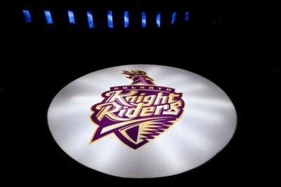 Anushka, Shahid thanks Kolkata after gala IPL opening