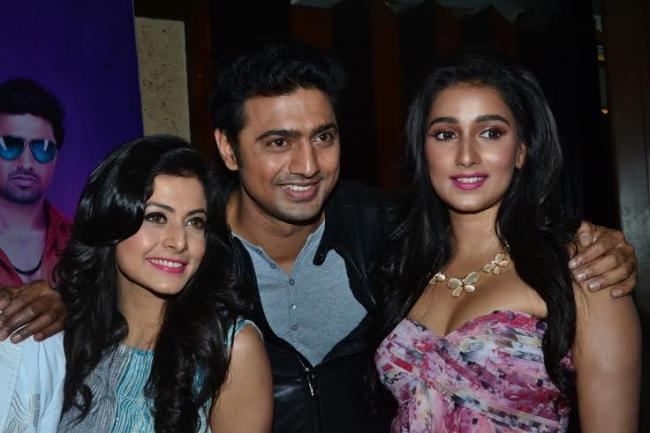 Dev, Koel present new film Herogiri