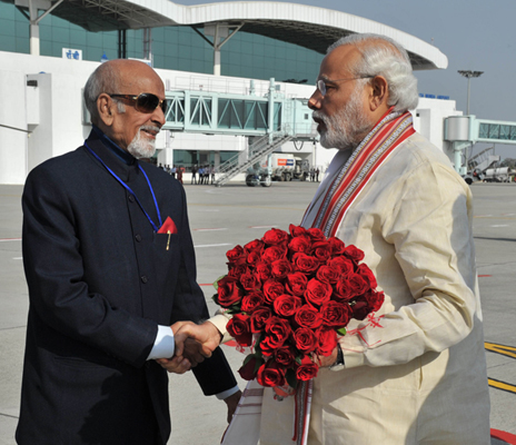 Modi flagging off the AC express between Naharlagun and New Delhi, at Itanagar, in Arunachal Pradesh 