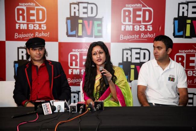 Atif Aslam, Mohit Chauhan performs together