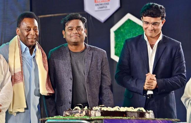 Pele charms Kolkata, shares stage with AR Rahman, Mamata Banerjee, Sourav Ganguly 