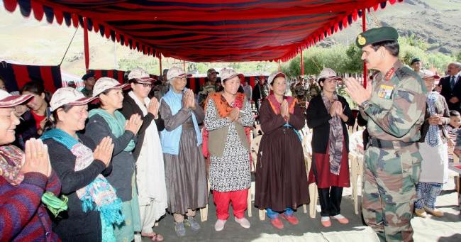 Dalbir Singh Suhag visits Kargil War Memorial