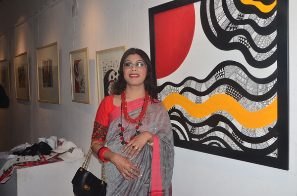 Academy of Fine Arts hosts Black & White art exhibition by artist Saumi Nandy