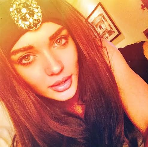  Amy Jackson enjoys in Goa during shooting of 'Singh Is Bliing'