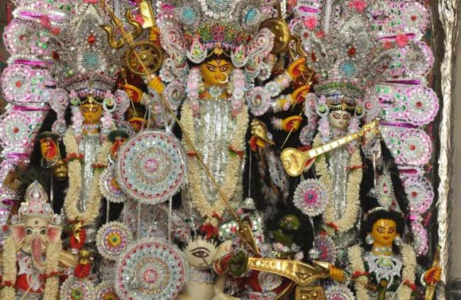 Khelayat Ghosher Bari