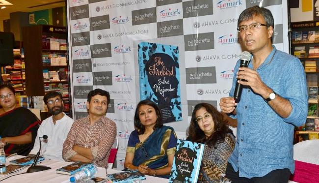 Author Amit Chaudhuri launches Saikat Majumdar's new novel in Kolkata