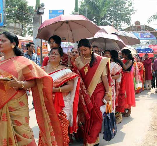 Revellers bid adieu to Goddess Durga on Maha Dashami