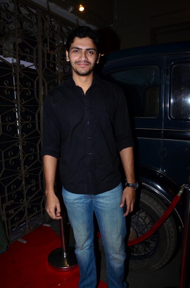 Premiere of Colkatay Columbus held at Priya Cinema  