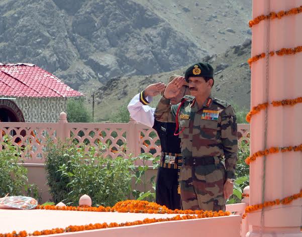 The Governor of Andhra Pradesh and Telangana,E.S.L. Narasimhan calling on the Union Home Minister