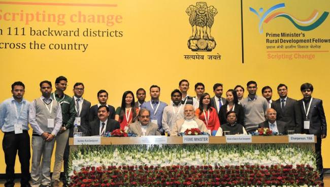 Pranab Mukherjee paying floral tributes
