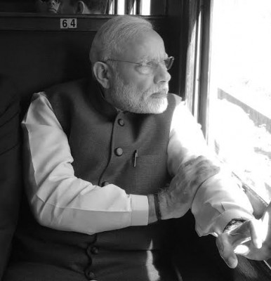 Narendra Modi on the train from Pentrich Railway Station to Pietermaritzburg