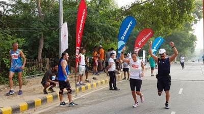 Delhi: 800 participants, Ambassador Melba PrÃ­a, run to celebrate Mexico's I-Day