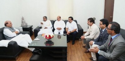 Karnataka CM meets Rajnath Singh, SC to continue to hear Cauvery dispute case