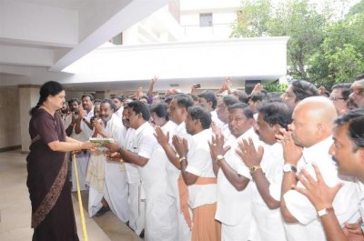 Chinnamma takes oath as AIADMK chief