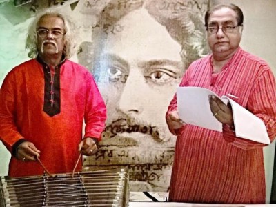 Pdt Tarun Bhattacharya, actor Biswajit Chakraborty feature in Tagorenama
