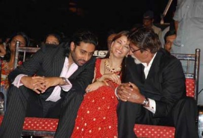 Abhishek-Ash celebrate nine years of togetherness, Big B thanks fans