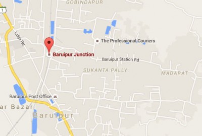 West Bengal: TMC union's hawkers demonstrate, hurl bombs at Baruipur rail station