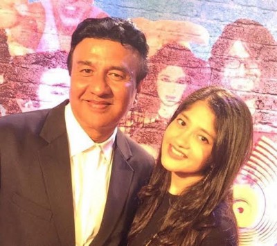 Anmoll Mallik wins her first GIMA, bags the â€˜MTV Rising Starâ€™ Award