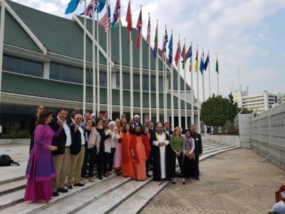 Sri M speaks at the UN meet of Peace Makers at Bangkok, Thailand