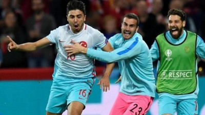 Turkey overpower Czechs to go third