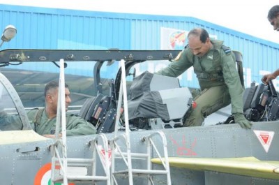 Bangalore: CAS flies Tejas at Hal 