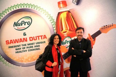 Mahindra NuPro and singer songwriter Sawan Dutta collaborate to produce video blogs on Bengali food