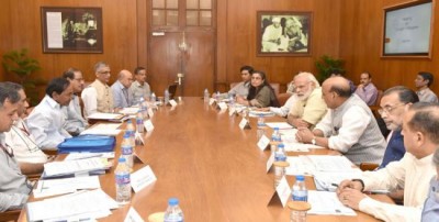 PM Modi reviews drought situation at high level meeting with MP CM