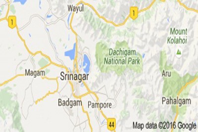 Curfew continues in Kashmir Valley