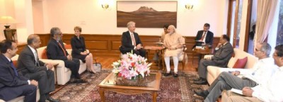 Delegation from Carnegie Endowment for International Peace calls on PM