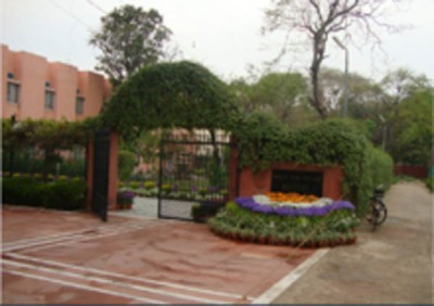 Delhi: Ceiling collapses in DUâ€™s Daulat Ram College, 3 students injured