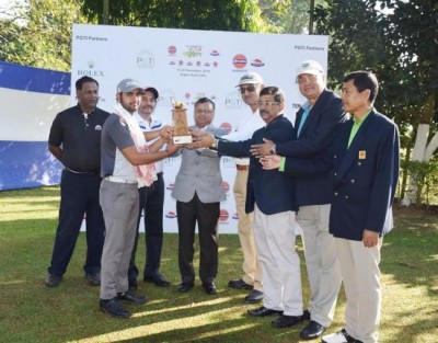 IndianOil Servo Masters 2016 champion Honey Baisoya takes home a new trophy  