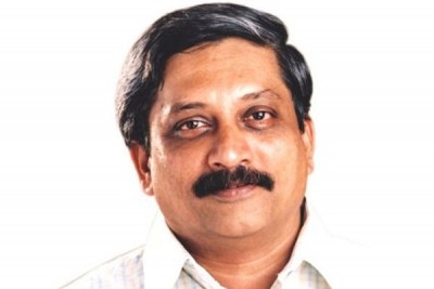 India should not blind itself to 'no-first-use nuclear policy': Parrikar