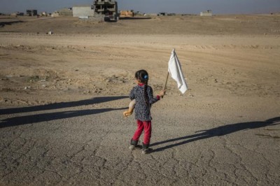 Amid battle for Mosul, ISIL forcing civilians â€˜squarely in harmâ€™s way,â€™ UN rights wing warns