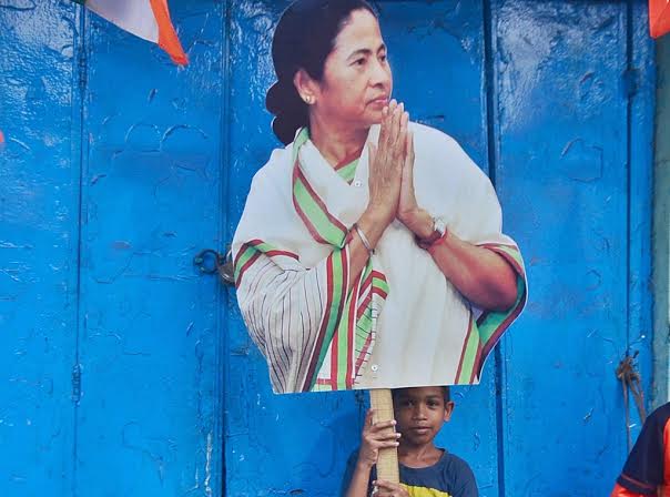 Kolkata: Mamata Banerjee participates in rally